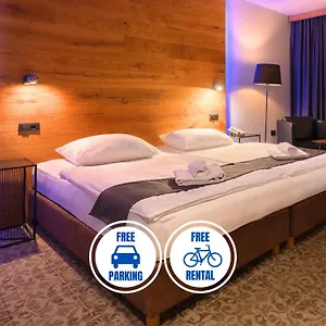 & Hotel